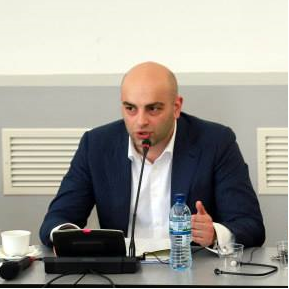 ავტორი